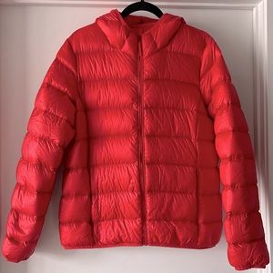 ARITZIA-TNA The Little Puff, Red